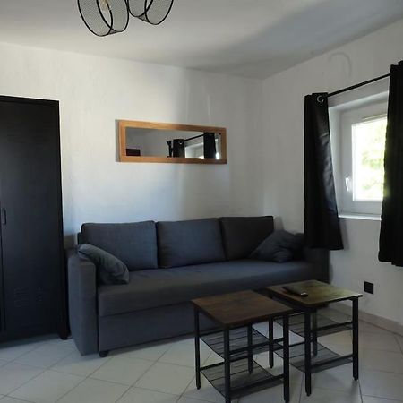 Appartement Centre Ville -- Pierrelatte Εξωτερικό φωτογραφία