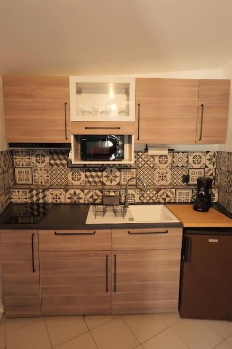 Appartement Centre Ville -- Pierrelatte Εξωτερικό φωτογραφία