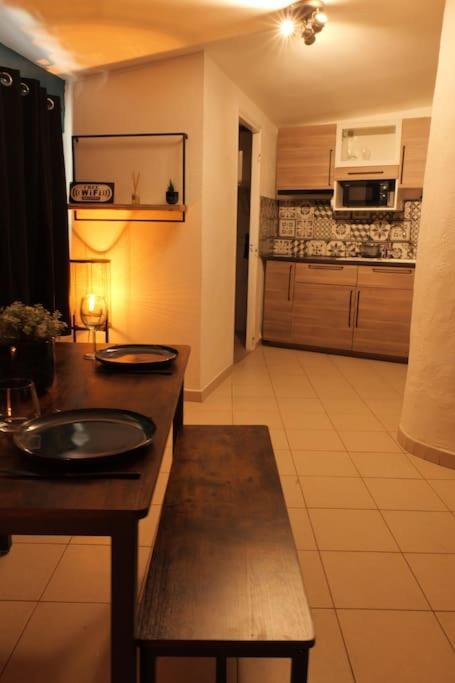 Appartement Centre Ville -- Pierrelatte Εξωτερικό φωτογραφία
